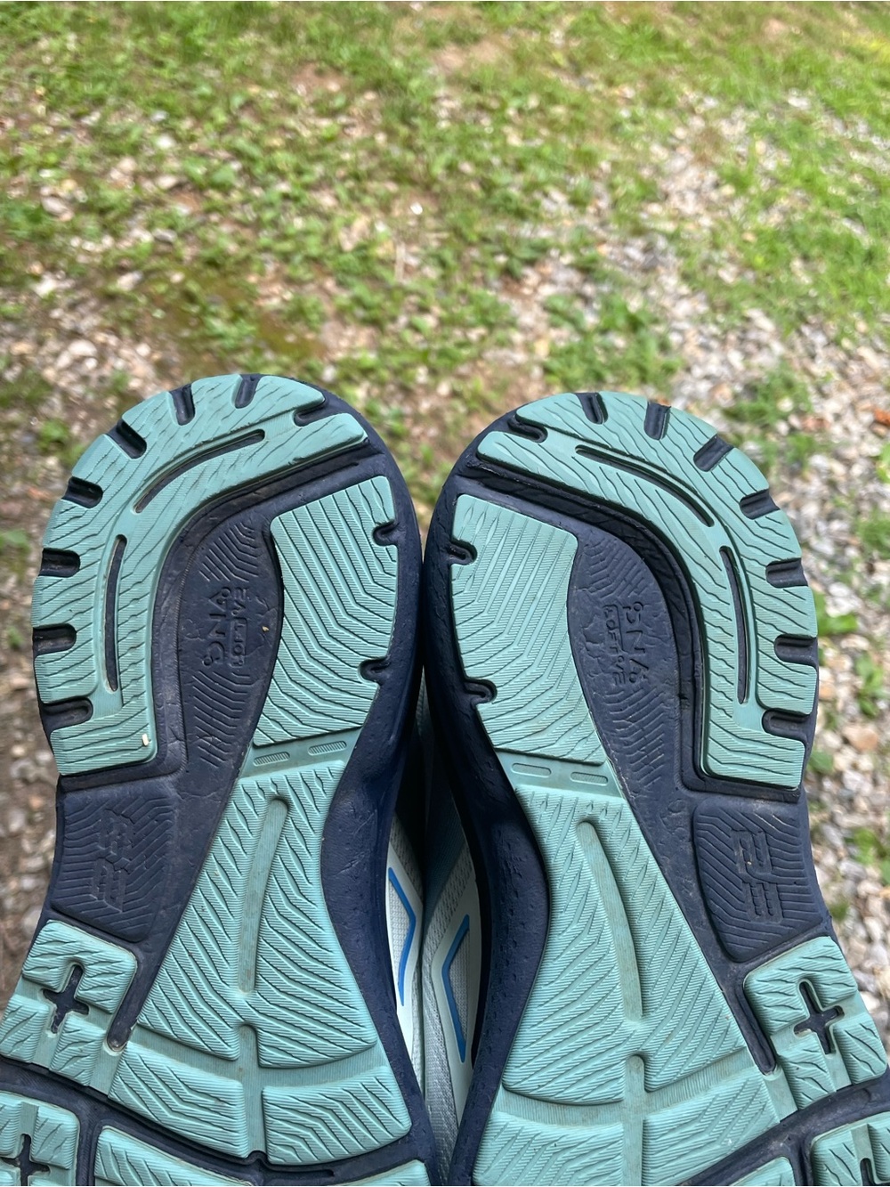 Brooks Adrenaline GTS 23 Running Shoes Size 11 Woman’s - Picture 11 of 15